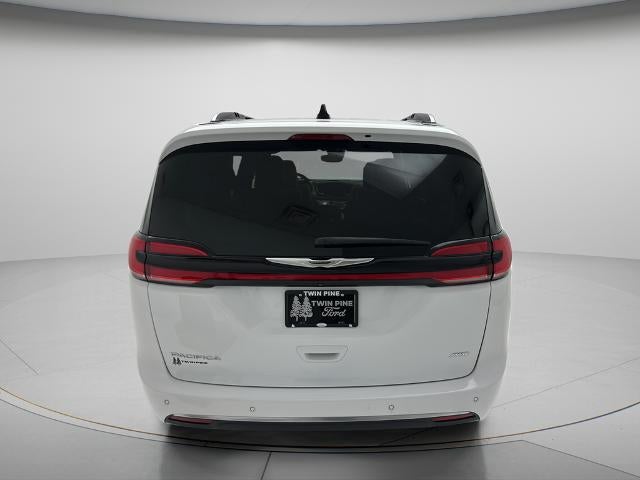 2024 Chrysler Pacifica Pinnacle
