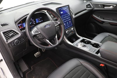 2022 Ford Edge ST Line