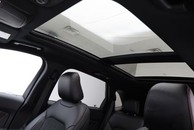 2022 Ford Edge ST Line