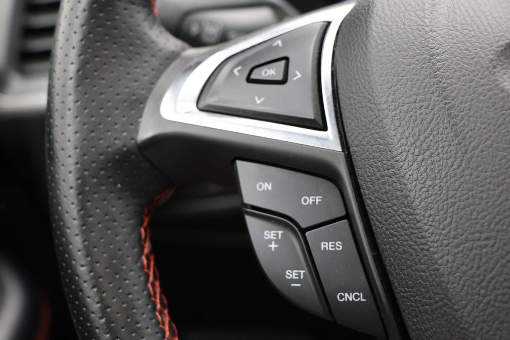 2022 Ford Edge ST Line