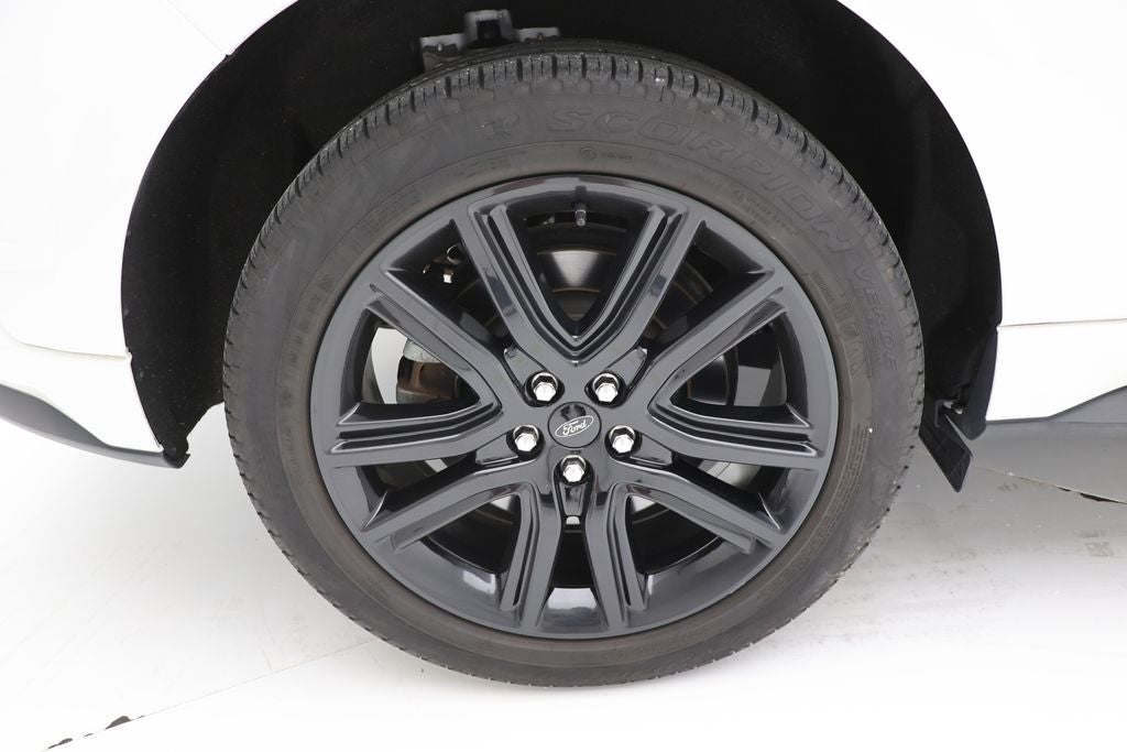 2022 Ford Edge ST Line