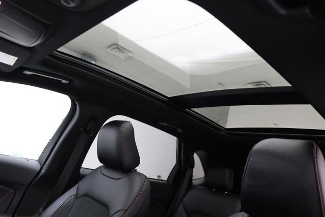 2022 Ford Edge ST Line