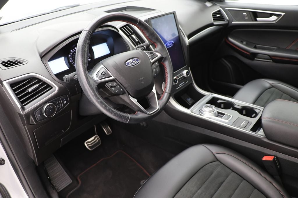 2022 Ford Edge ST Line