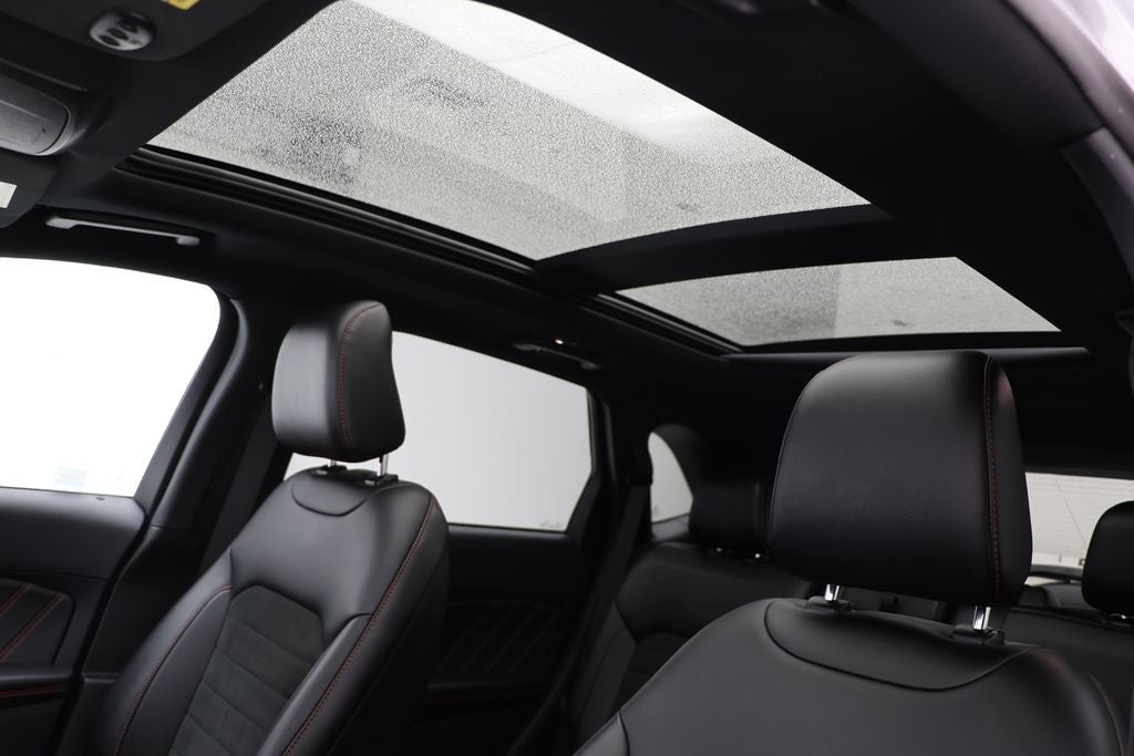 2022 Ford Edge ST Line