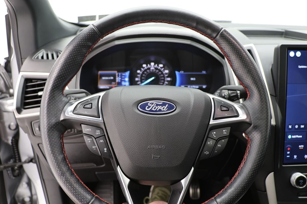 2022 Ford Edge ST Line
