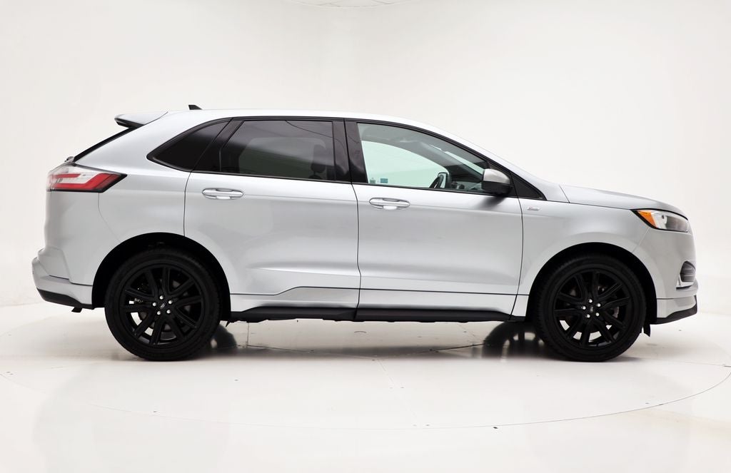 2022 Ford Edge ST Line
