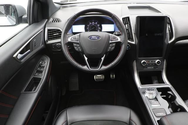 2022 Ford Edge ST Line
