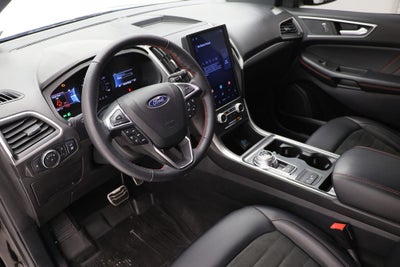 2022 Ford Edge ST Line