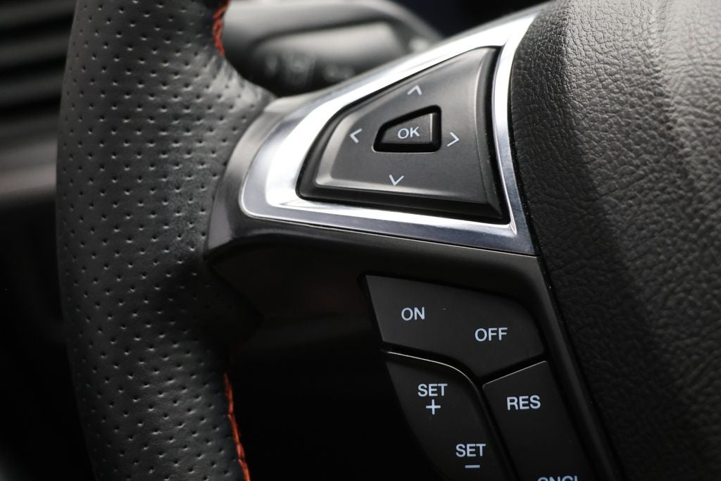 2022 Ford Edge ST Line