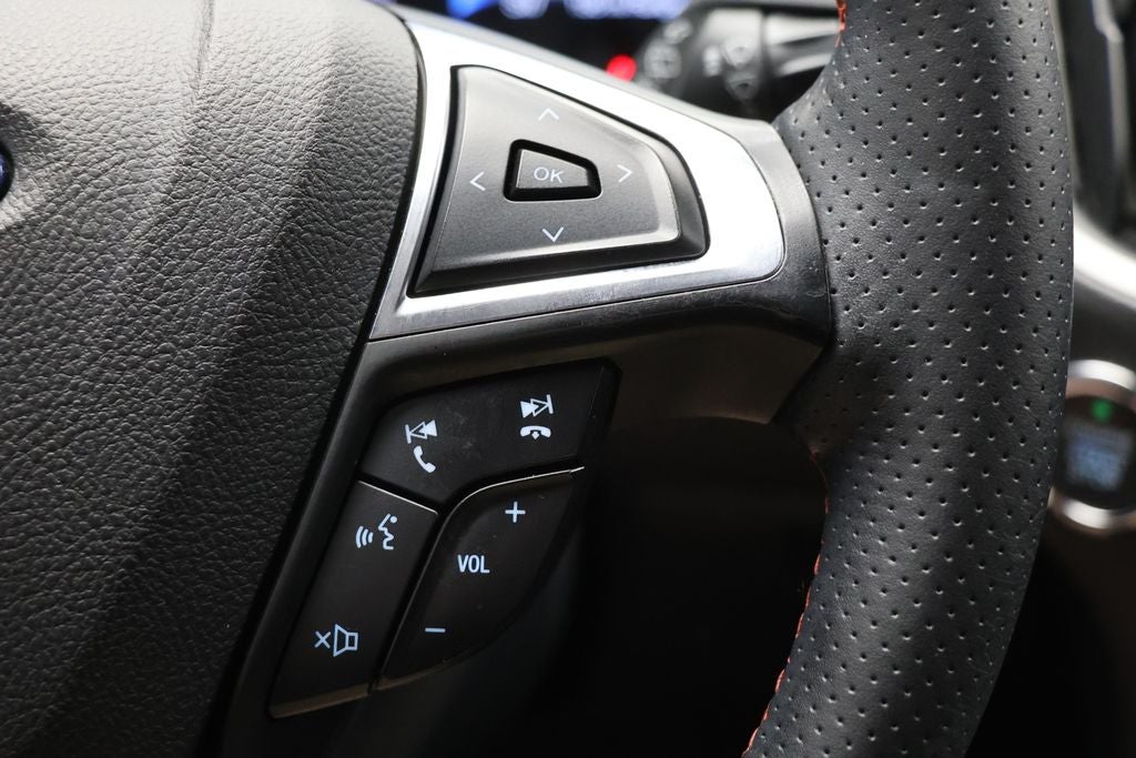 2022 Ford Edge ST Line