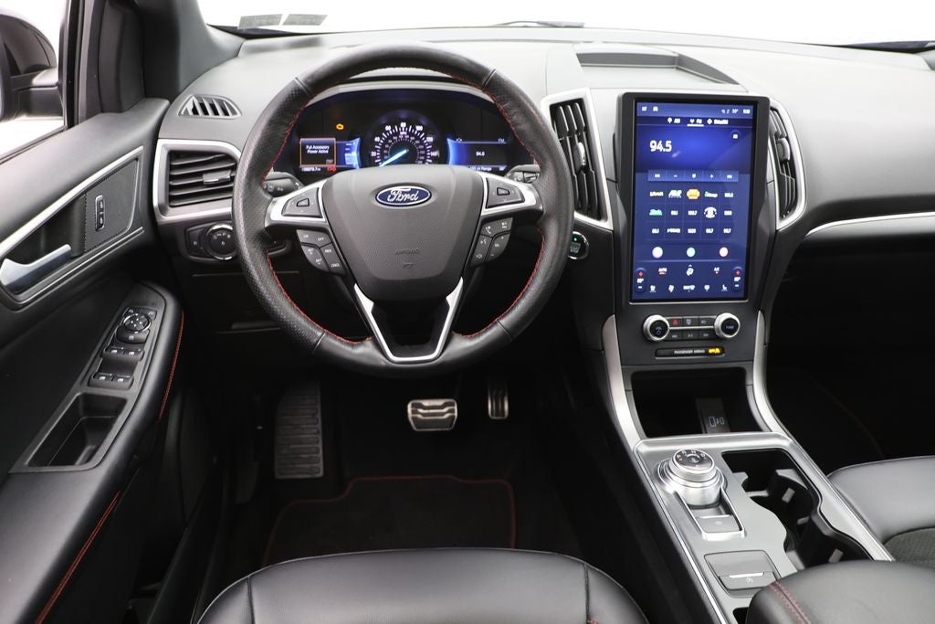 2022 Ford Edge ST Line