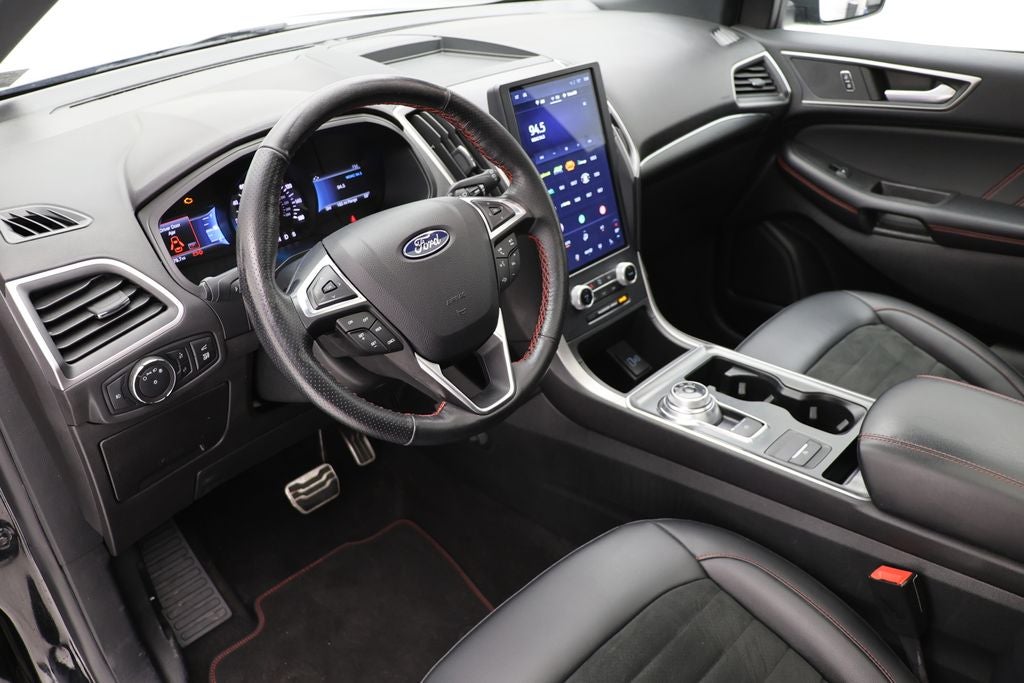 2022 Ford Edge ST Line