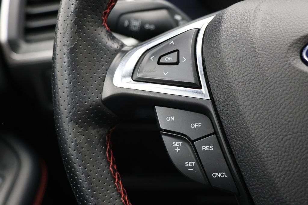 2022 Ford Edge ST Line