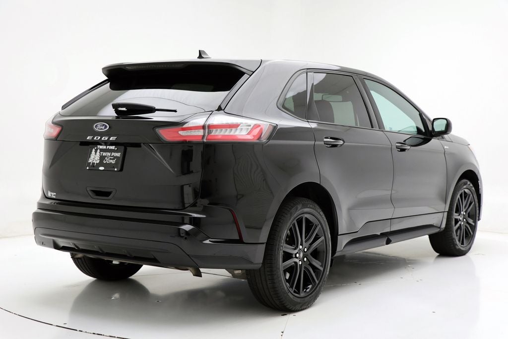 2022 Ford Edge ST Line