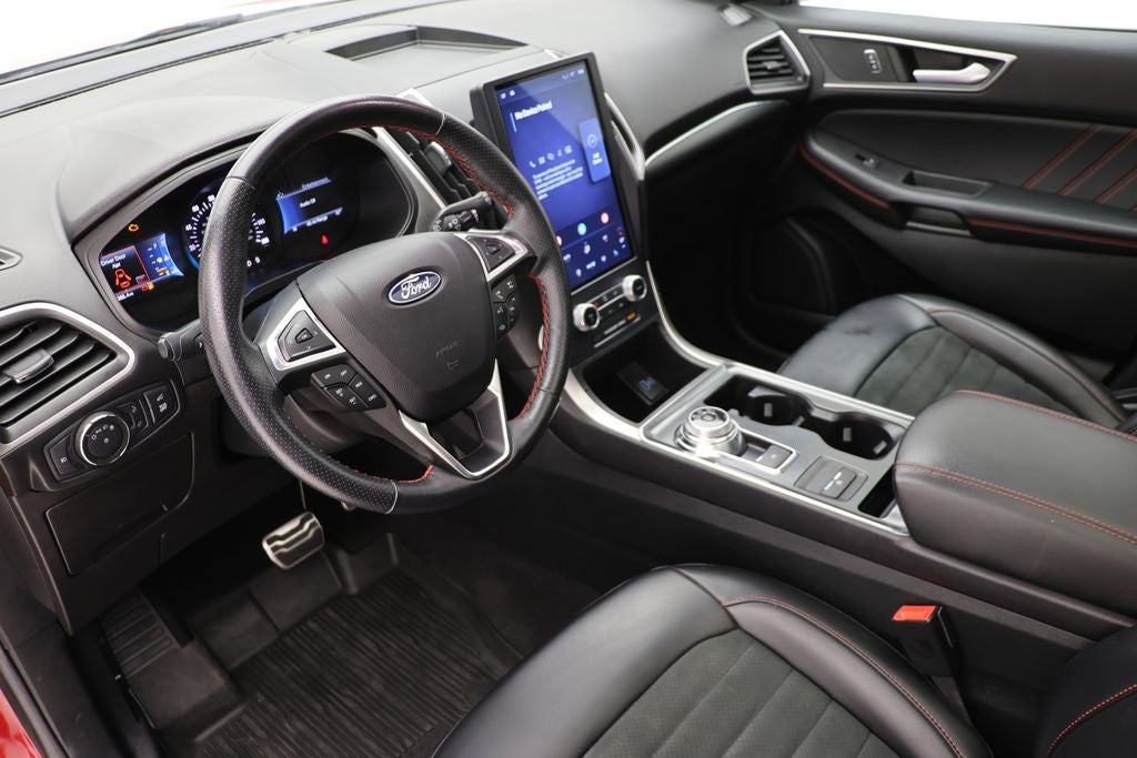 2022 Ford Edge ST Line