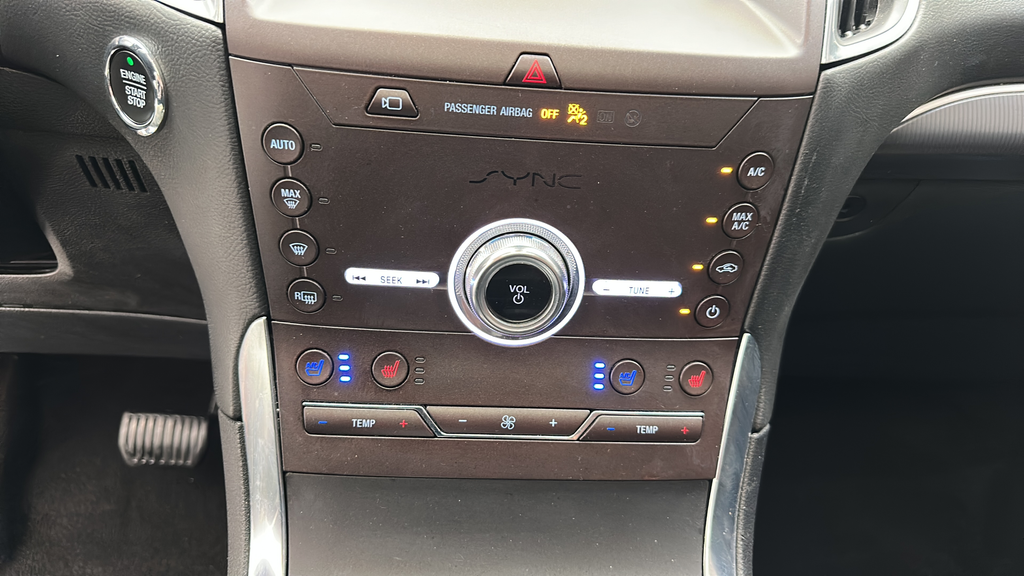 2020 Ford Edge Titanium