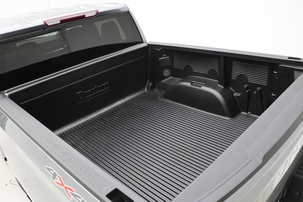 2025 Chevrolet Silverado 1500 LT LT1