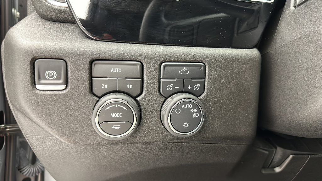 2026 Chevrolet Silverado 1500 LT LT1