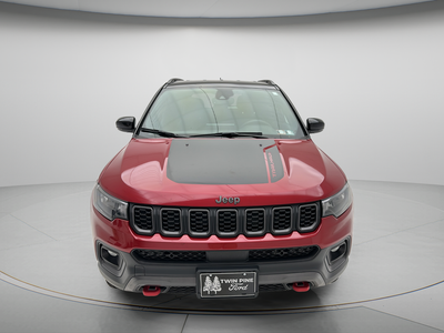 2025 Jeep Compass Trailhawk