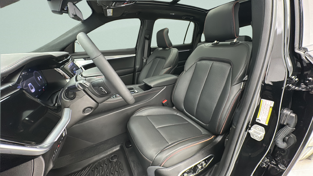 2025 Jeep Wagoneer S Launch Edition