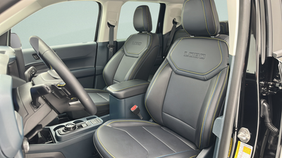 2025 Ford Maverick Lobo Standard