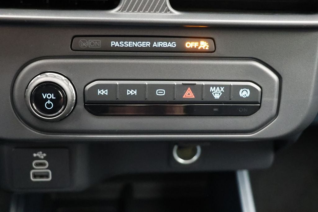 2025 Ford Maverick XL