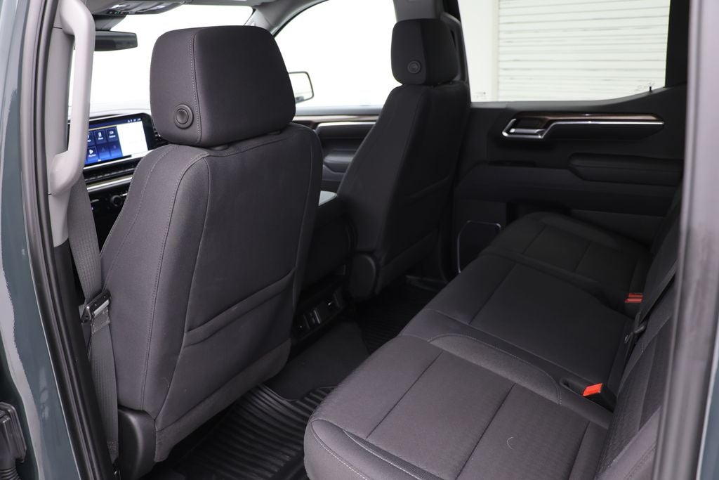 2025 Chevrolet Silverado 1500 LT LT1