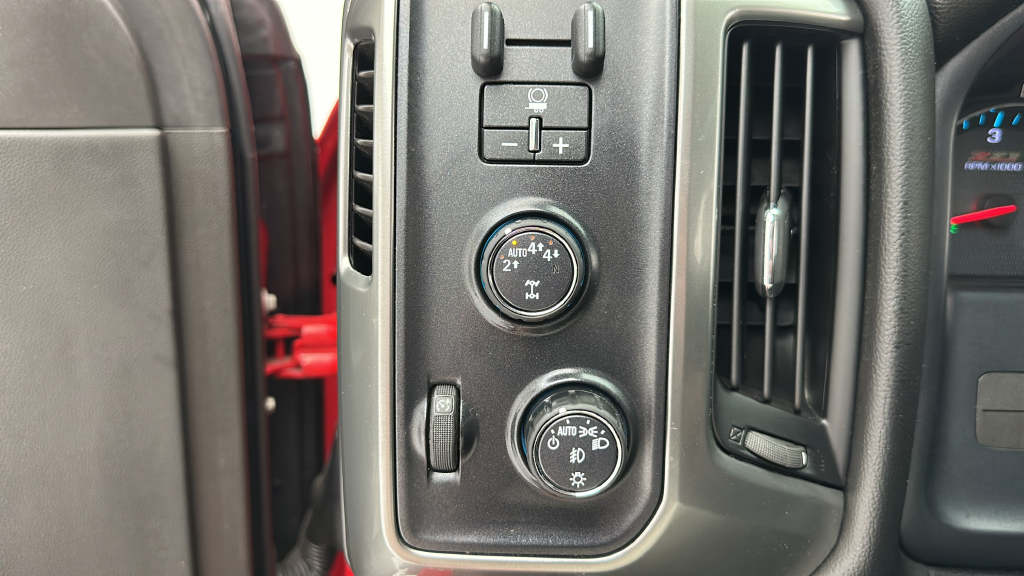 2018 Chevrolet Silverado 1500 LT LT2