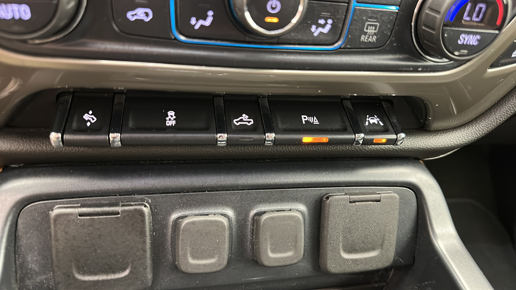 2018 Chevrolet Silverado 1500 High Country