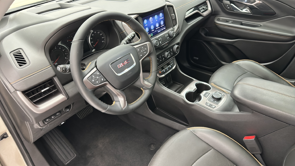 2023 GMC Terrain AT4