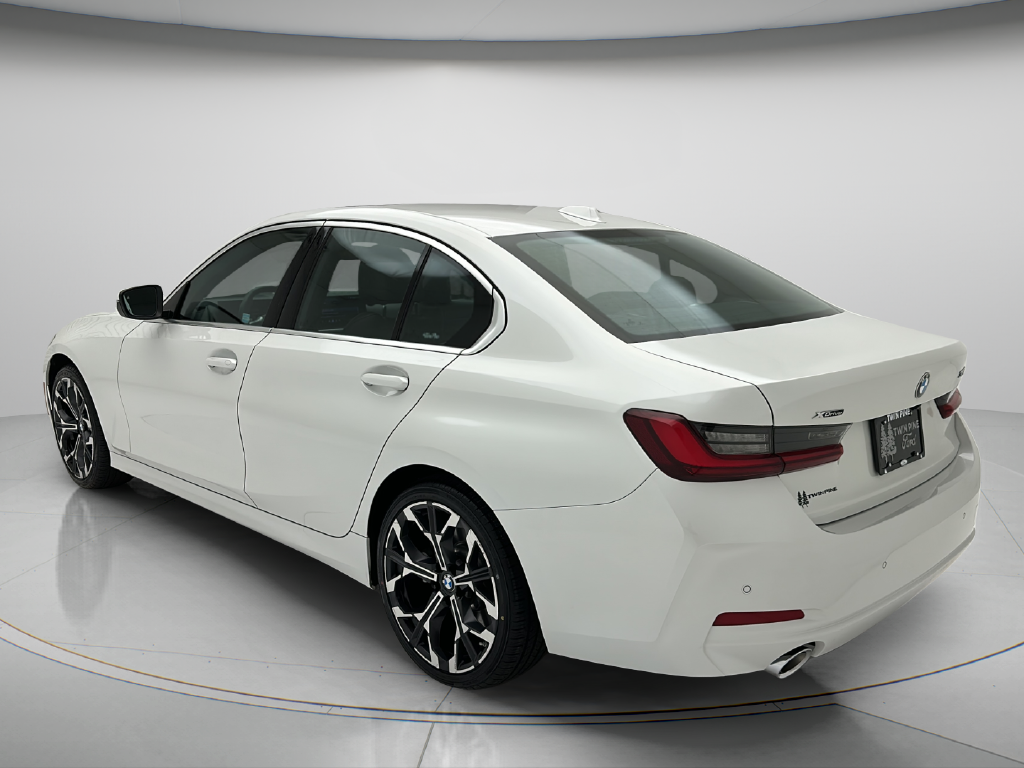 2026 BMW 3 Series 330i xDrive