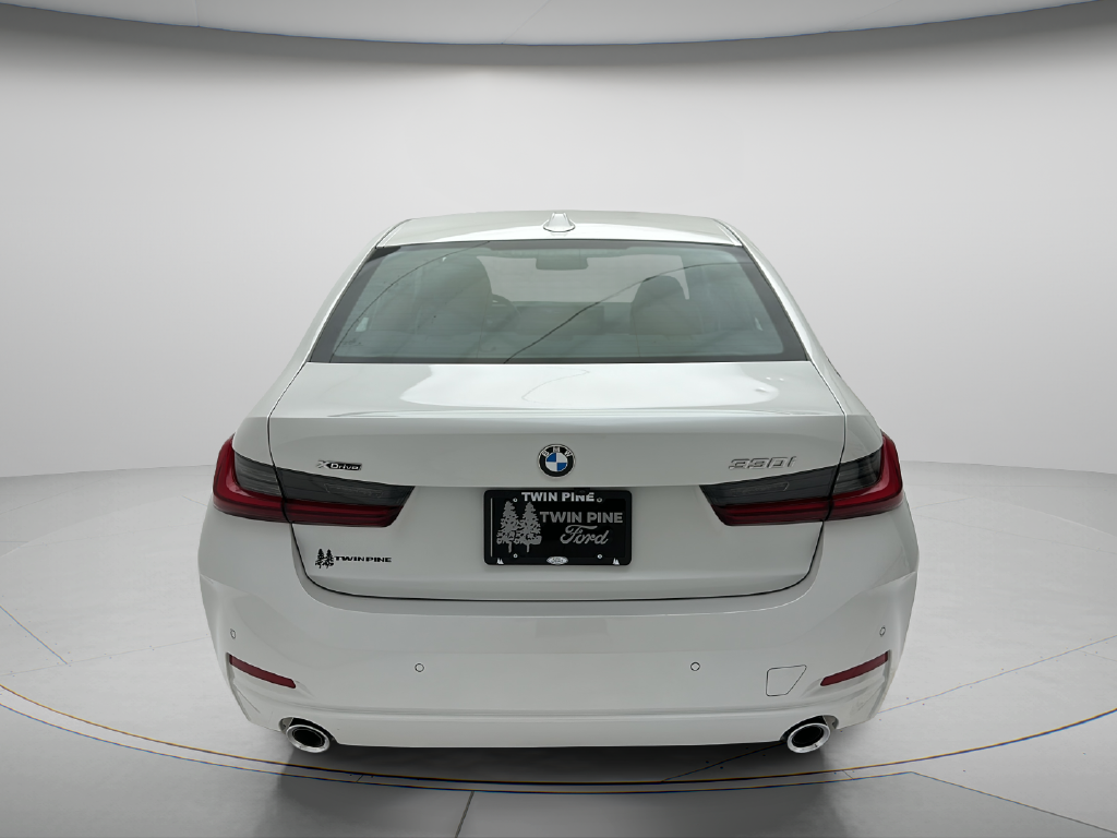 2026 BMW 3 Series 330i xDrive