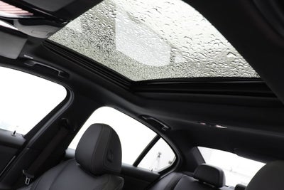 2024 BMW 3 Series 330i xDrive