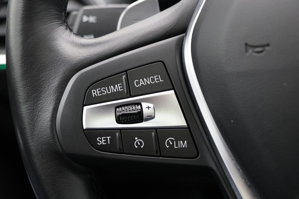 2024 BMW 3 Series 330i xDrive