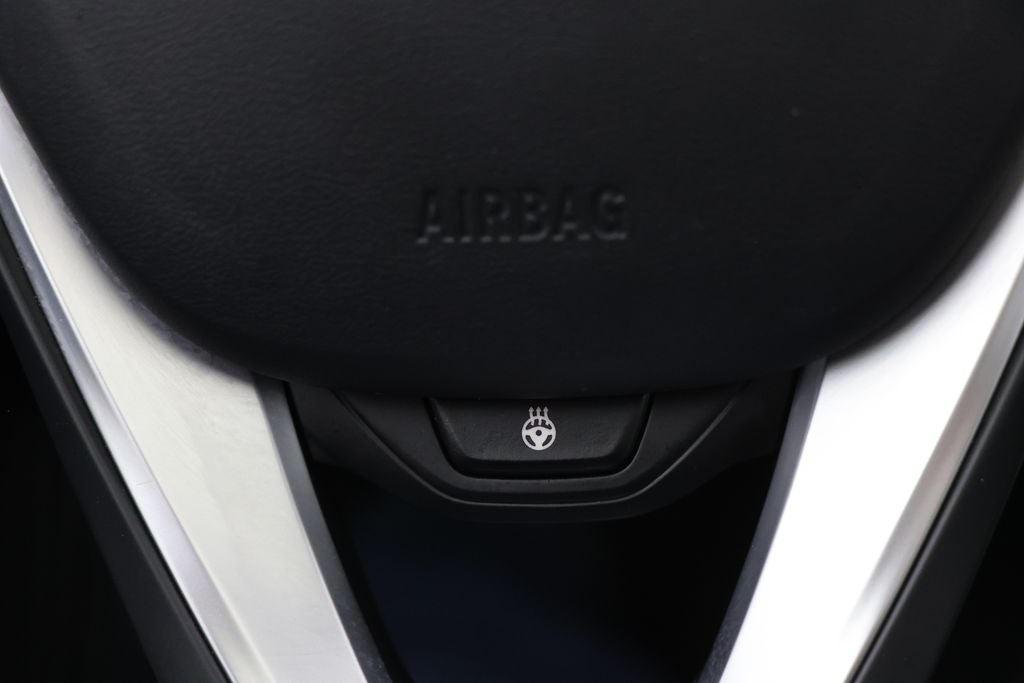 2024 BMW 3 Series 330i xDrive