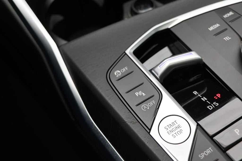 2024 BMW 3 Series 330i xDrive