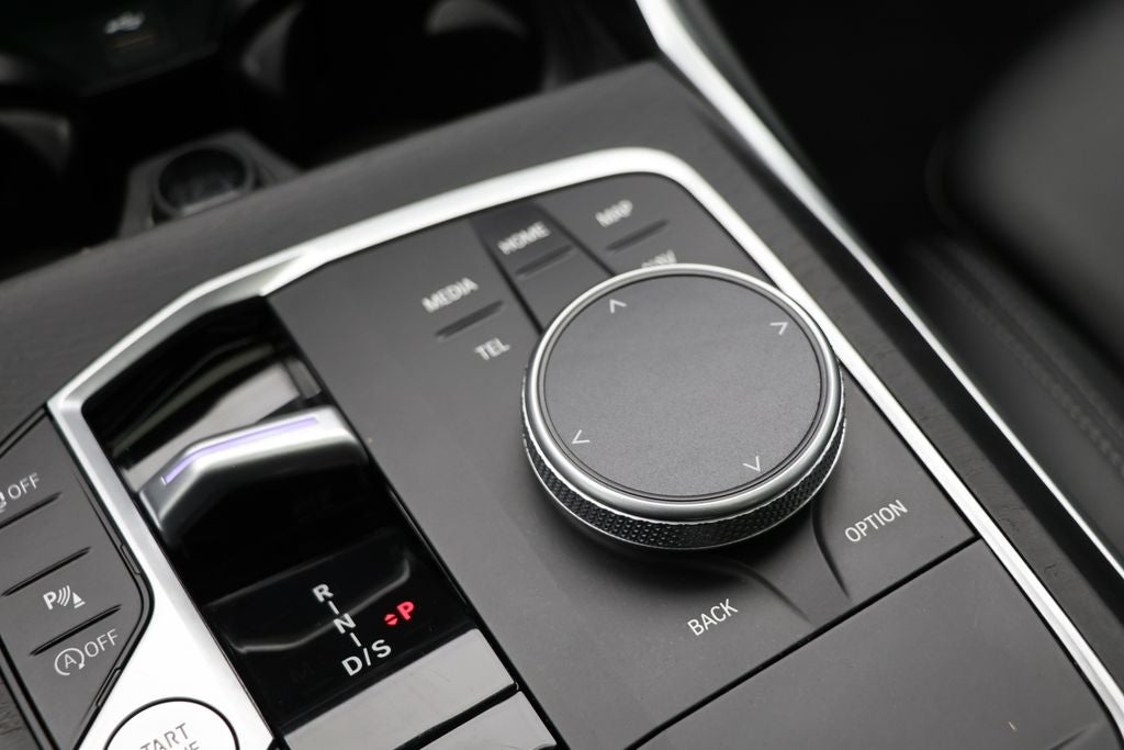 2024 BMW 3 Series 330i xDrive