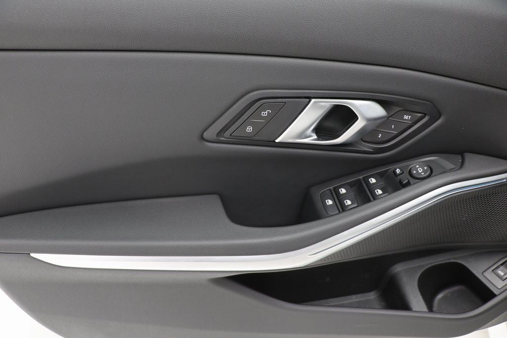 2024 BMW 3 Series 330i xDrive