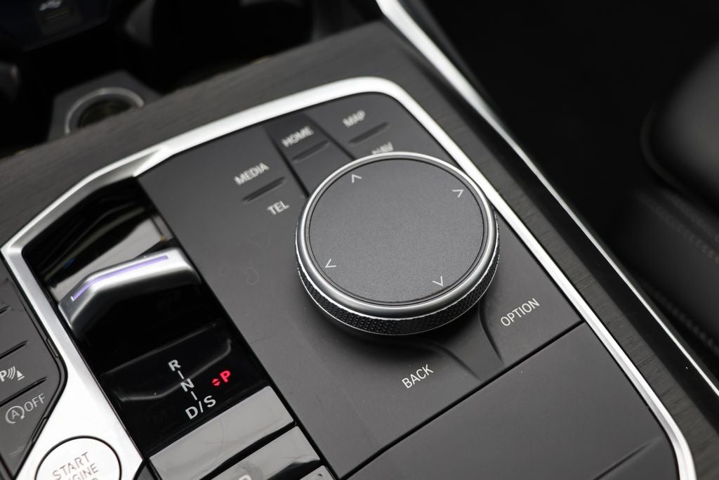 2024 BMW 3 Series 330i xDrive