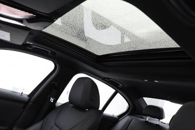 2024 BMW 3 Series 330i xDrive