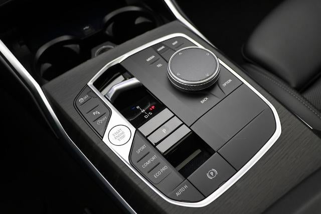 2024 BMW 3 Series 330i xDrive