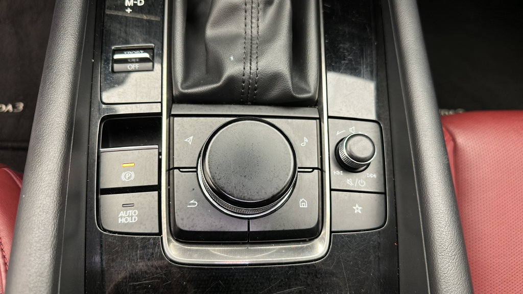 2025 Mazda Mazda3 2.5 S Carbon Edition