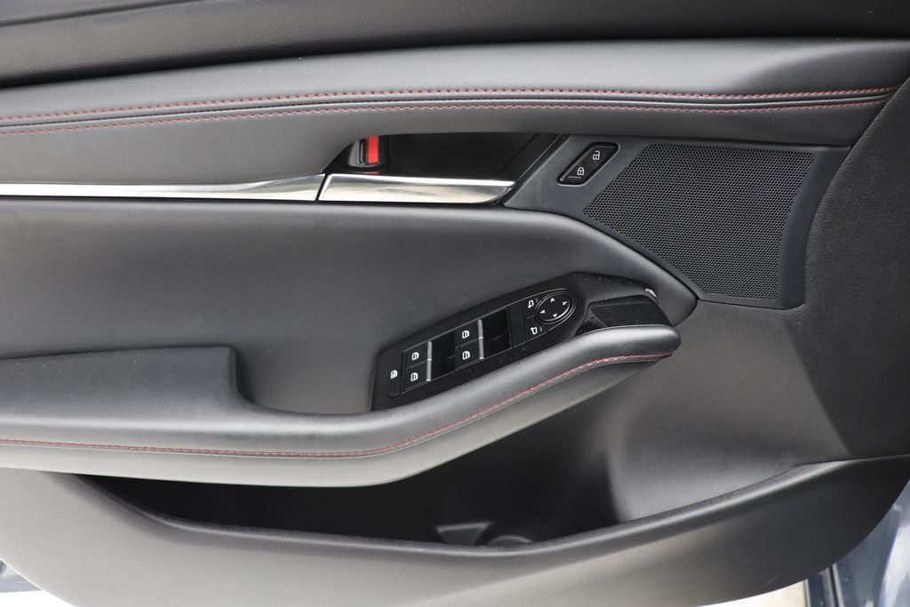 2025 Mazda Mazda3 2.5 S Carbon Edition