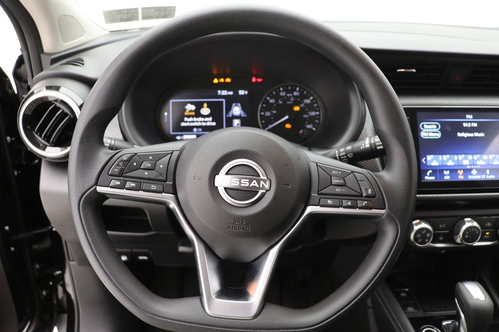 2024 Nissan Kicks SV