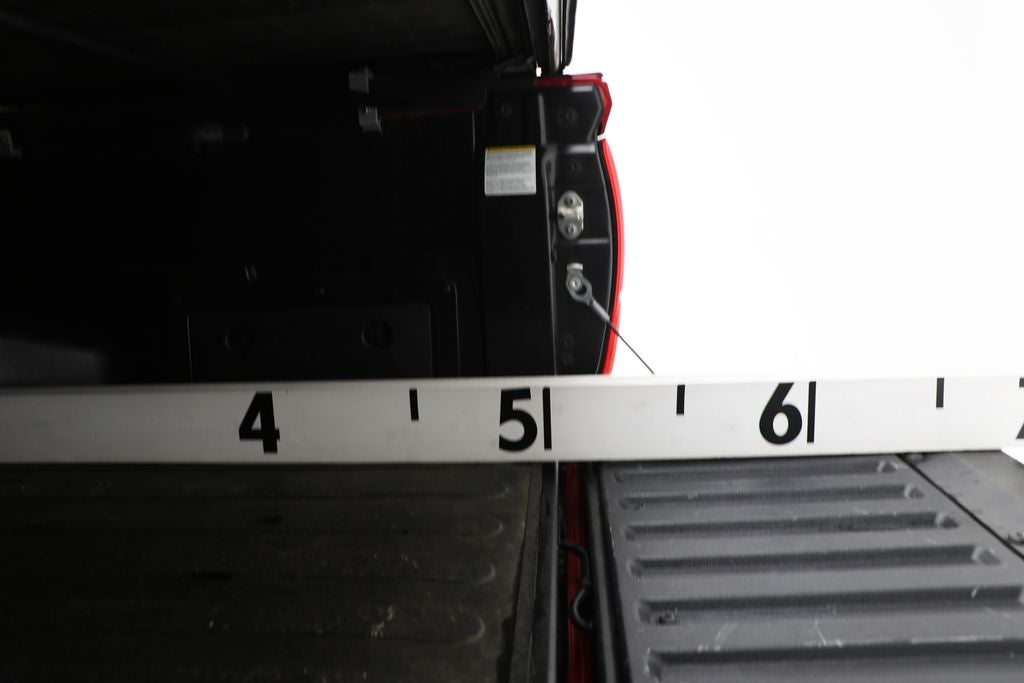 2017 Toyota Tacoma SR V6