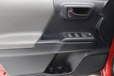 2017 Toyota Tacoma SR V6