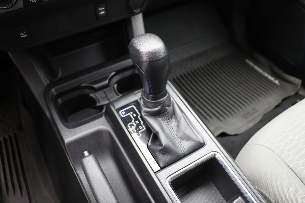 2017 Toyota Tacoma SR V6