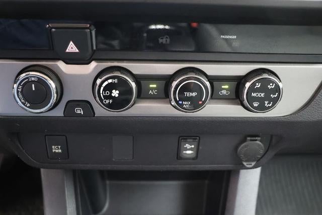 2017 Toyota Tacoma SR V6