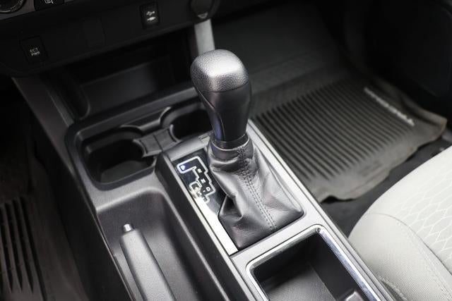 2017 Toyota Tacoma SR V6