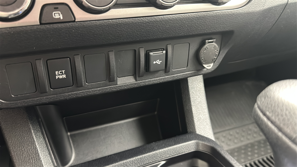 2023 Toyota Tacoma SR V6